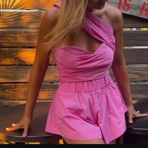 Sexy Pink set: One-Shoulder top and shorts